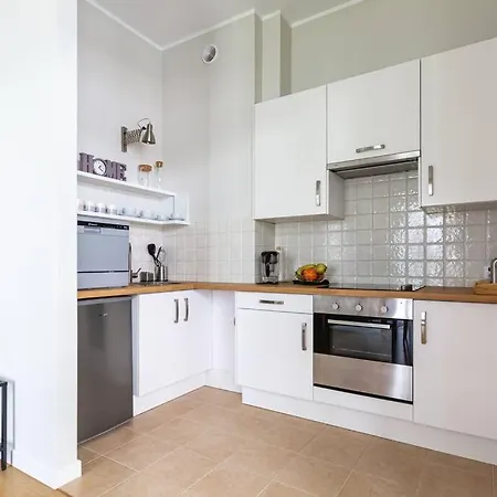 Bright And Cozy Near Park, With A Huge Terrace. * Warsaw