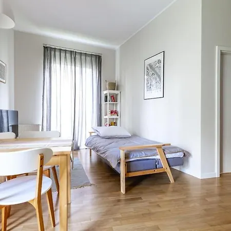 Bright And Cozy Near Park, With A Huge Terrace. Apartamento *