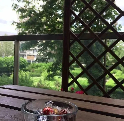 Lejlighed Bright And Cozy Near Park, With A Huge Terrace. Warszawa